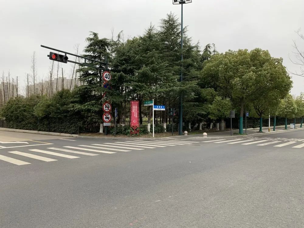 160712etbtv07y644v0rck.jpeg